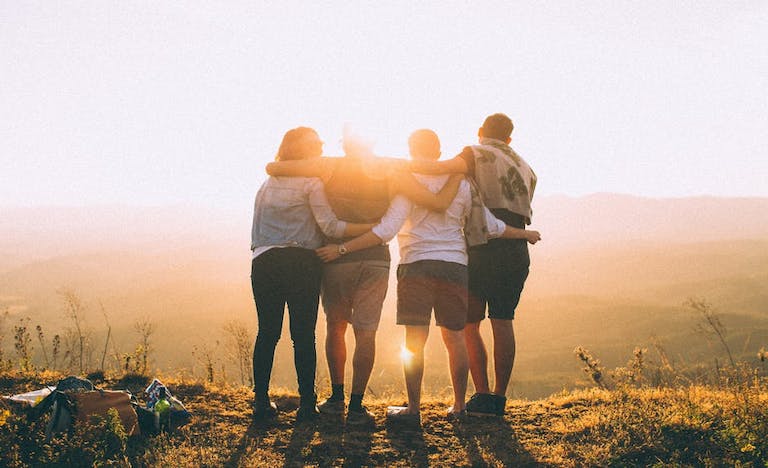 How Being Around Sober Friends Can Help You Recover